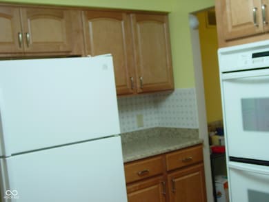 1808 Orchid Ct, Indianapolis, IN 46219 - photo 7