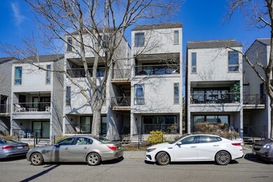 61 Brackett Place unit C, Marblehead, MA 01945 - photo 3