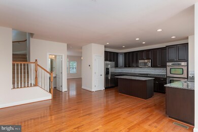 9754 Northern Lakes Ln, Laurel, MD 20723 - photo 6