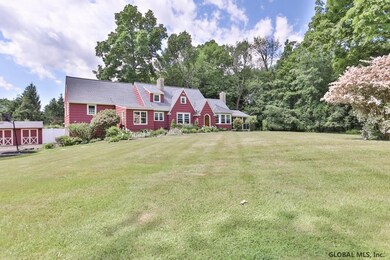 11 Middle Hill Rd, Troy, NY 12180 - photo 3