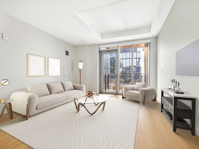 EchelonSeaport Towers 1 & 2 unit 1907, Boston, MA 02210 - photo 3