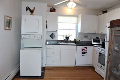 5 Walden St unit 8, Cambridge, MA 02140 - photo 4