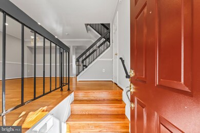 12219 Wye Oak Commons Cir unit 68, Burke, VA 22015 - photo 2