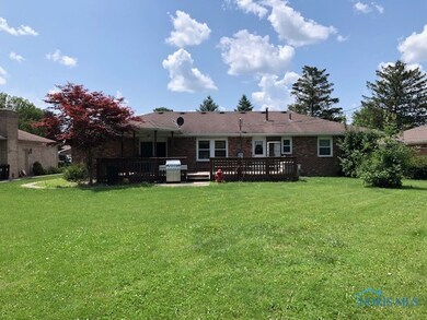 2269 N Manor Dr, Genoa, OH 43430 - photo 2