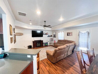 303 S Arthur St, Decatur, TX 76234 - photo 5