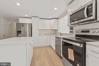 3400 Riverview Dr, Colonial Beach, VA 22443 - photo 7