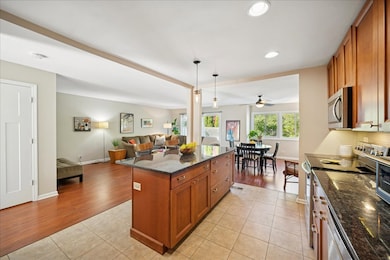 630 Pheasant Ln unit 191, Deerfield, IL 60015 - photo 6