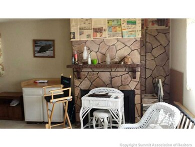 Den/Family/Great Room.