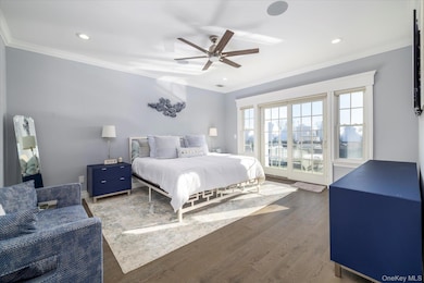 54 Ocean Watch Ct unit 54, Freeport, NY 11520 - photo 3