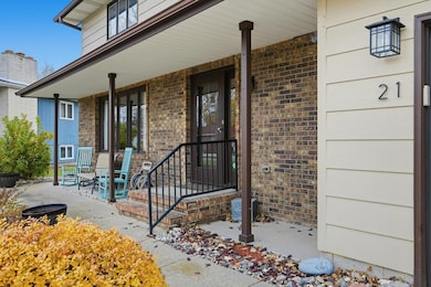 21 35th Ave NE, Fargo, ND 58102 - photo 3