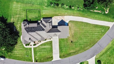 206 N Riverside Dr, Moore, OK 73160 - photo 3