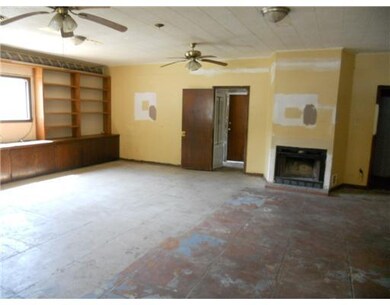 Den/Family/Great Room.
