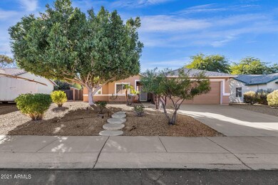 2-web-or-mls-1837-w-11th-ave