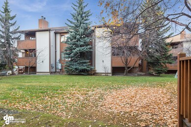7311 Huntsmen 22C Anchorage AK-large-004