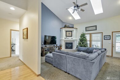 11837 Arlene Ln SE, Yelm, WA 98597 - photo 7