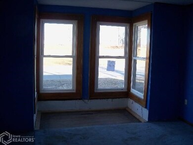 308 E Ayers St, Osceola, IA 50213 - photo 3