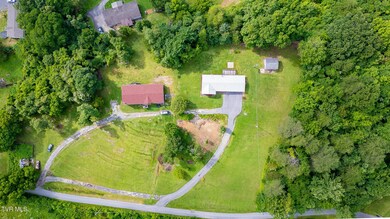 110 Richard Ln, Fall Branch, TN 37656 - photo 5