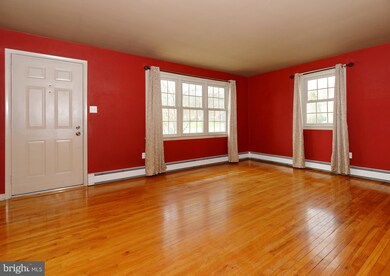 323 Mill St, Boyertown, PA 19512 - photo 5