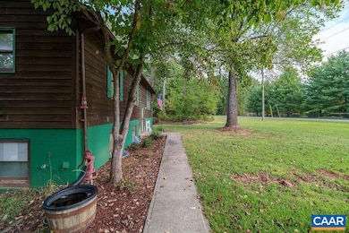 1209 Hollands Rd, Palmyra, VA 22963 - photo 2