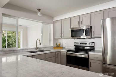 566 Creekside Terrace unit 101, Langley, WA 98260 - photo 5