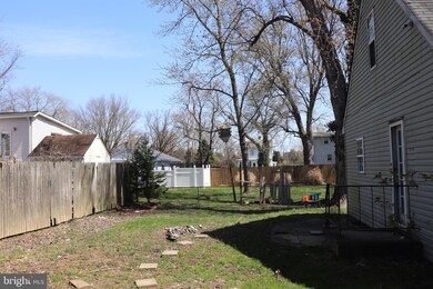 1817 Centre St, Halethorpe, MD 21227 - photo 2