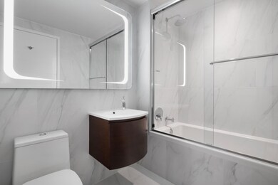 unlisted-address, New York, NY 10003 - photo 4