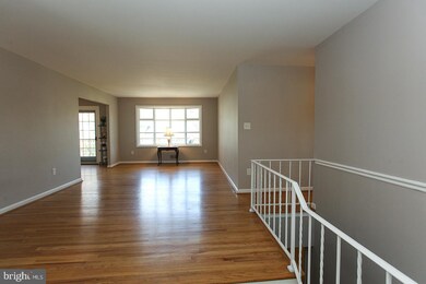 1606 Crestline Rd, Silver Spring, MD 20904 - photo 3
