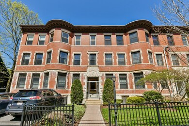 149 Winthrop Rd unit 3, Brookline, MA 02445 - photo 2