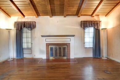 774 Lakeview Dr, Redding, CA 96001 - photo 6