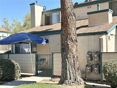 44514 15th St E unit 2, Lancaster, CA 93535 - photo 3