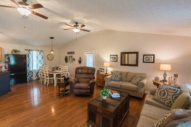 1604 Central Pike, Harrodsburg, KY 40330 - photo 5