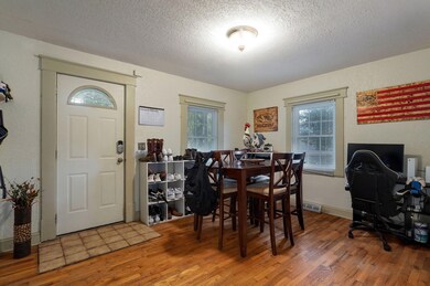 2133 W High St-13