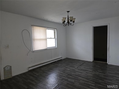 209 Russell Ave, Sikeston, MO 63801 - photo 2