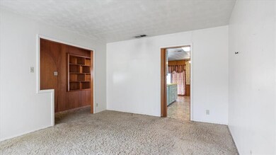 1316 E 9th St, Bonham, TX 75418 - photo 5