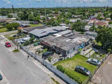 3670 NW 100th St, Miami, FL 33147 - photo 5