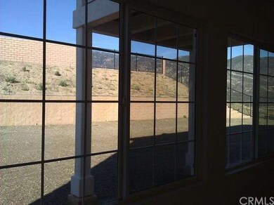 5465 N Pinnacle Ln, San Bernardino, CA 92407 - photo 7