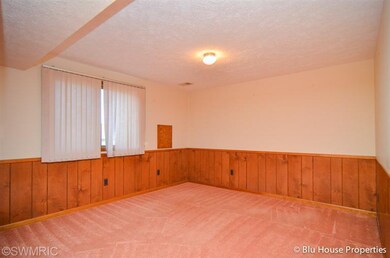 586 Pinespar Dr SW, Byron Center, MI 49315 - photo 6