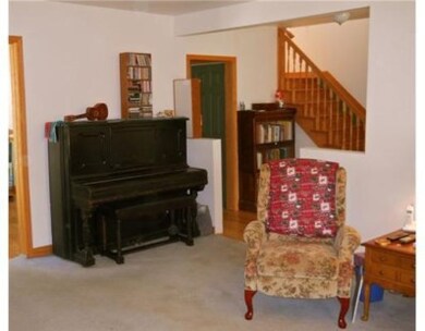 623 Flanders St, Chelsea, MI 48118 - photo 6