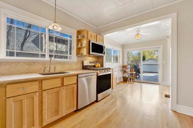 451 N Evergreen Ave, Elmhurst, IL 60126 - photo 5