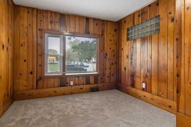 148 S Fulton Ave, Waukegan, IL 60085 - photo 2