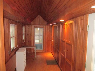 24 Henry St, Claremont, NH 03743 - photo 4