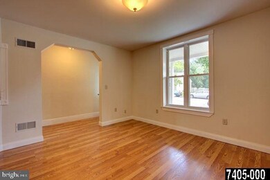 66 S 4th St, Mount Wolf, PA 17347 - photo 4