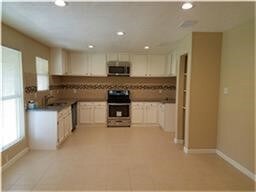 10150 Northview Dr, Houston, TX 77086 - photo 2
