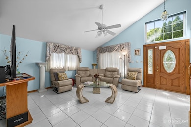 1504 Lasser Dr, Plainfield, IL 60586 - photo 2