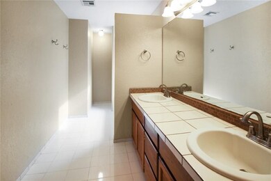 1909 Raquel Rd, Edmond, OK 73003 - photo 7