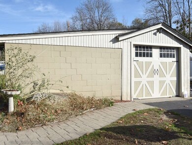 75 Blanding Rd, Rehoboth, MA 02769 - photo 2