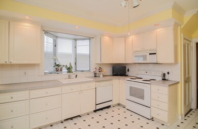 260 Adams Ave, West Newton, MA 02465 - photo 4