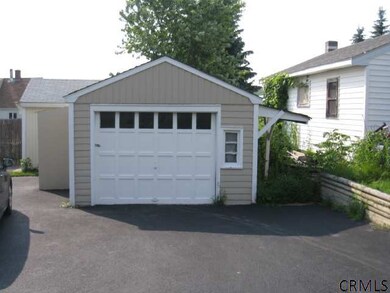 24 Wisconsin Ave, Rensselaer, NY 12144 - photo 4