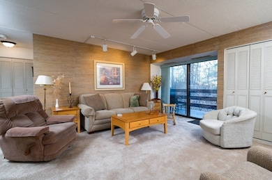 Tall Oaks Village unit L4, South Weymouth, MA 02190 - photo 2