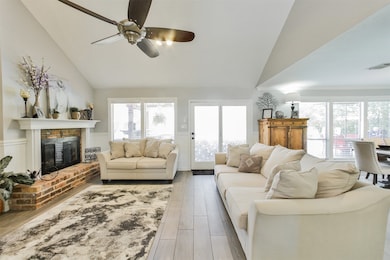 11610 Park Creek Dr, Houston, TX 77070 - photo 6